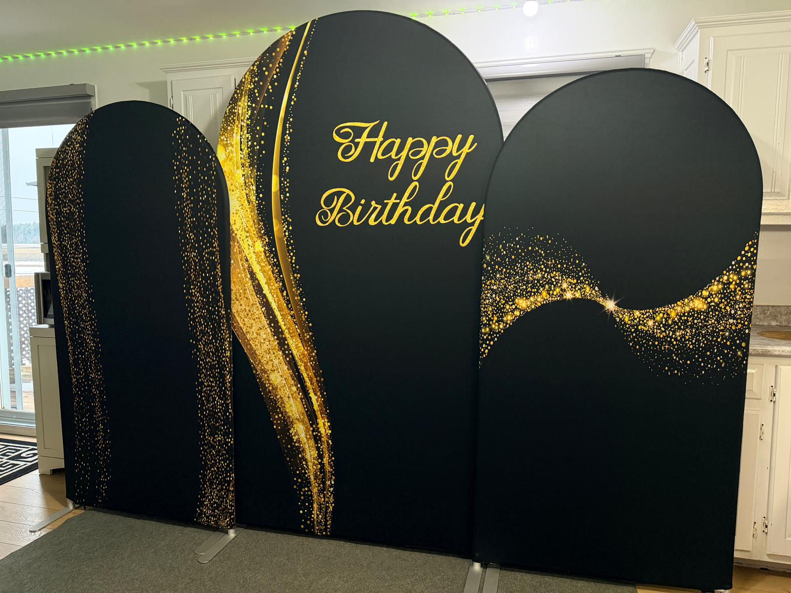 Stands décoratifs Happy Birthday